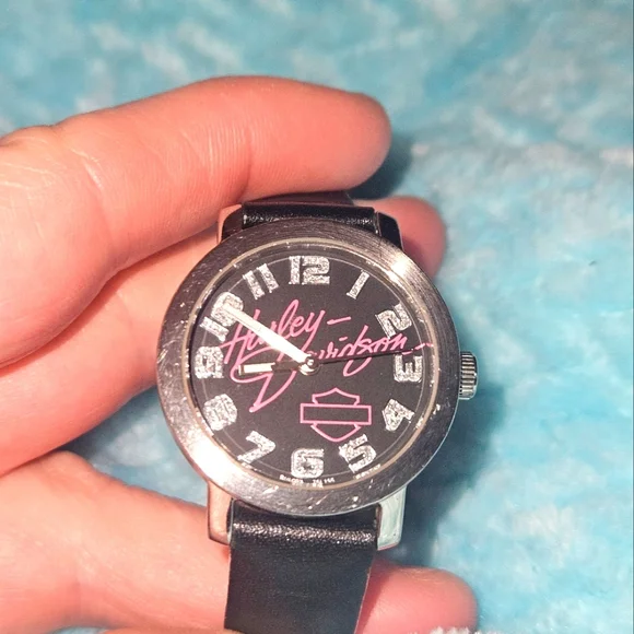 Harley-Davidson | Jewelry | Harley Davidson Womens Watch  display picture 3